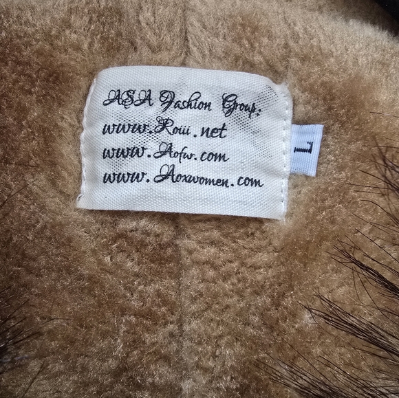 Women's Long Hooded Parka Faux Fur Distressed Black Denim Statement Jacket - Picture 10 of 15